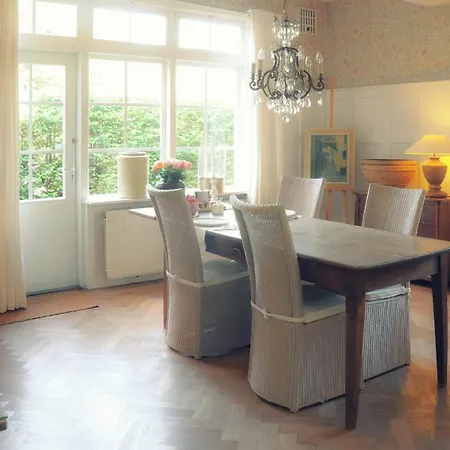 Alojamento de Acomodação e Pequeno-almoço De Heeren Hal 3*