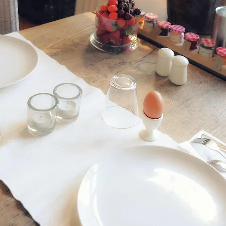 Bed & Breakfast De Heeren Hal Esch