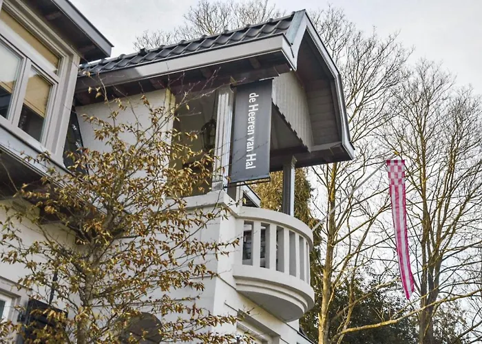 Bed & Breakfast De Heeren Hal Esch