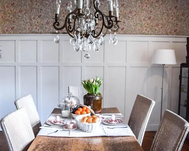 Bed & Breakfast De Heeren Hal Esch